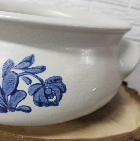 Pfaltzgraff 2 qt. Yorktowne blue Casserole with lid - Picture 8 of 10